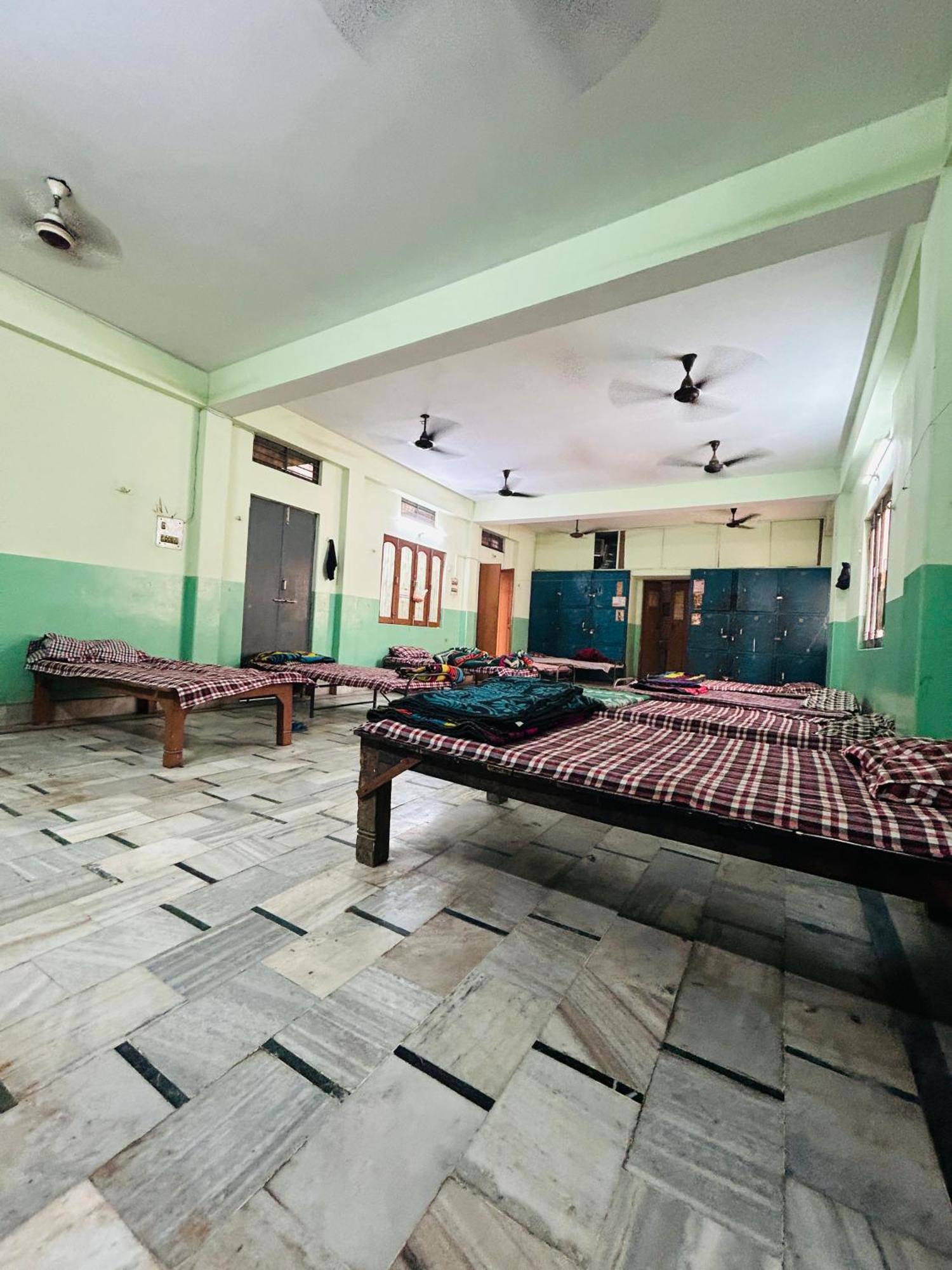 Satsang Lodge فاراناسي المظهر الخارجي الصورة